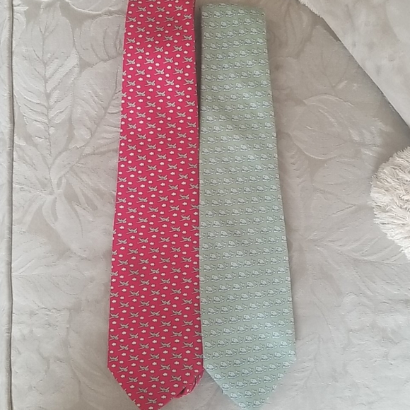 Vineyard Vines Whale of a Time Tie - Picture 4 of 4